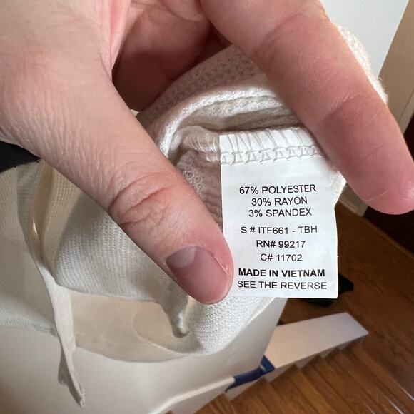 NWT WHite Waffle Knit Button Up LAST CALL - Picture 5 of 7